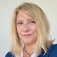 Карин Лакомб (Karine Lacombe)