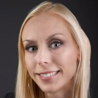 Laura R. Bobolts