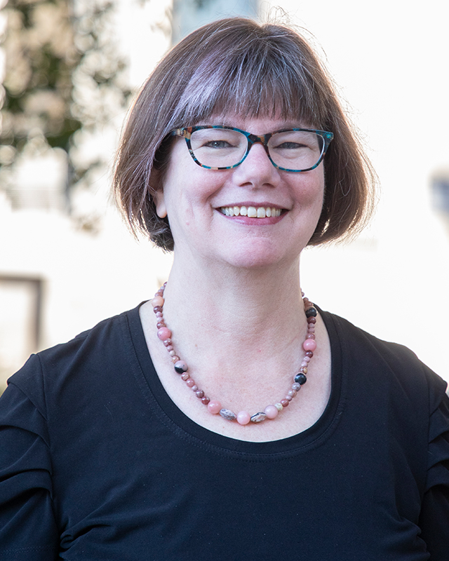Tammie L. Benzinger